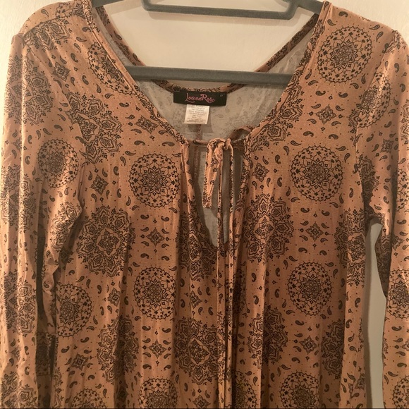 Lorena Rose 2X Dusty Rose Pink Mandala Dress with long sleeves tie neckline - Picture 4 of 6